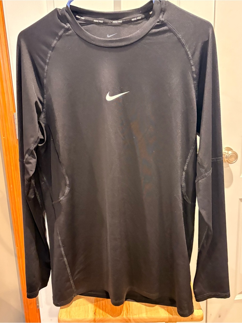 Nike Pro Men’s Dri-FIT Slim Long Sleeve Fitness Top Black/White M